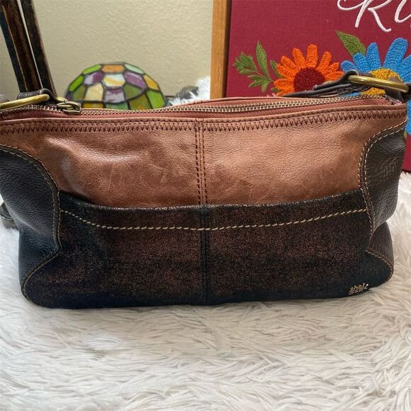 The Sak Women's Bronze Brown Metallic Leather Shoulder Bag - Picture 5 of 13